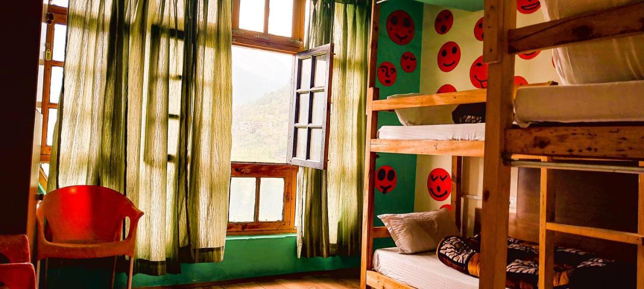 Hostel La Vaca India Manali Exterior foto