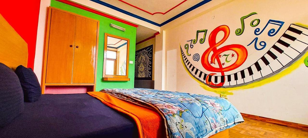 Hostel La Vaca India Manali Exterior foto